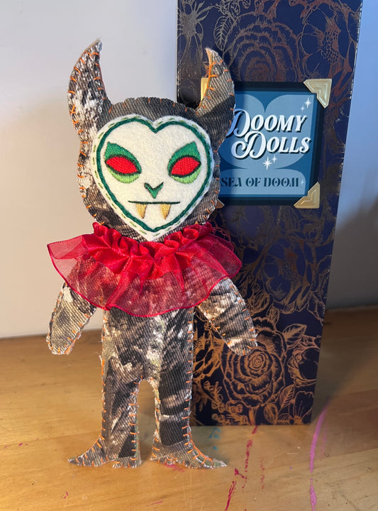 Real Tree Doomy Doll: Red Ruffle