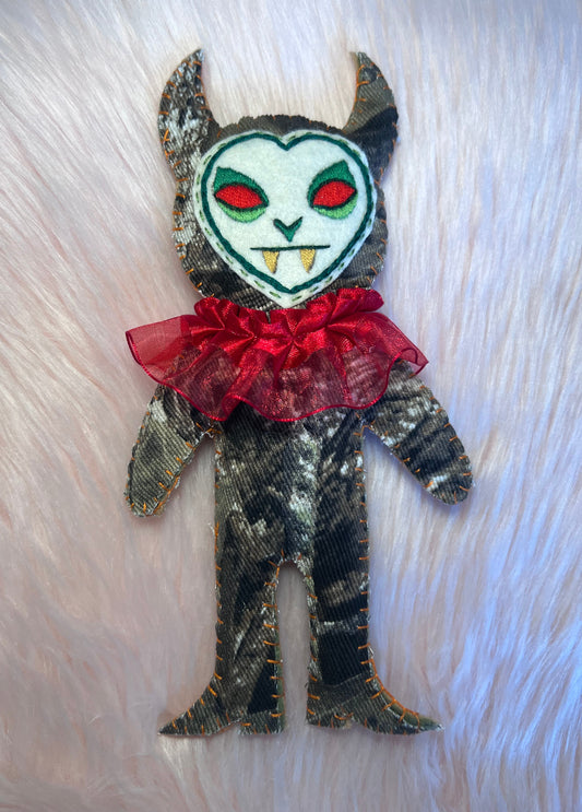 Real Tree Doomy Doll: Red Ruffle